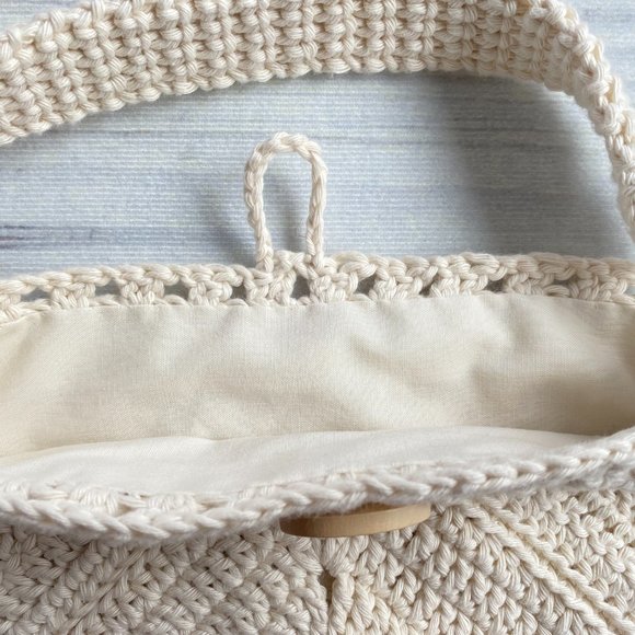 Crochet boho crossbody bag, fringed hippie purse, festival wear - Picture 6 of 8